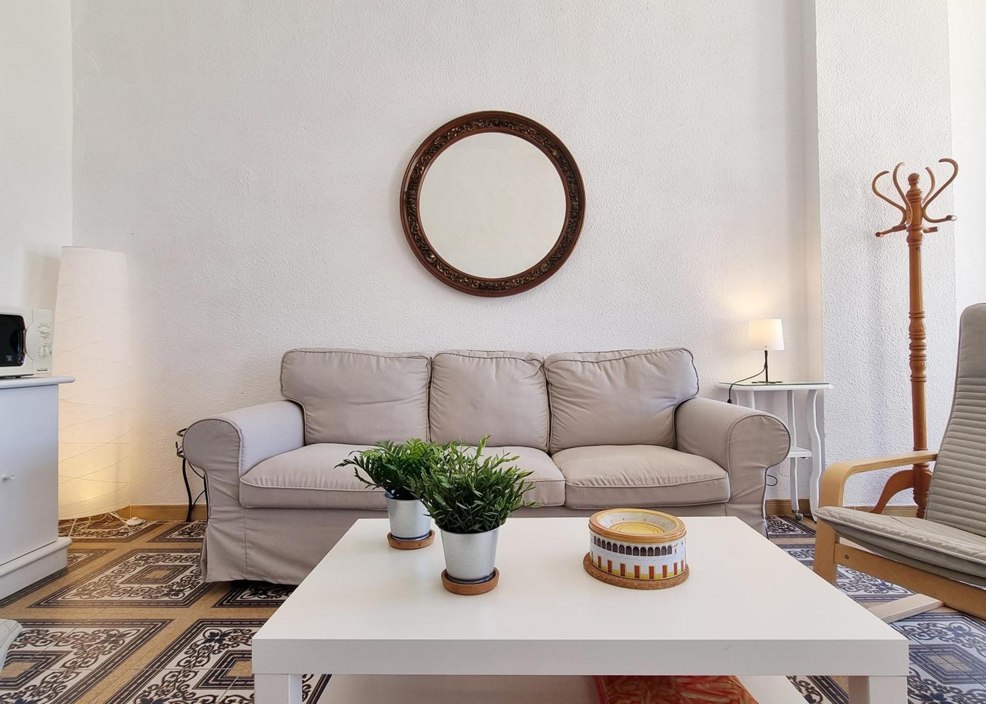 Tinoko Apartament In La Carihuela Beach Torremolinos Kültér fotó