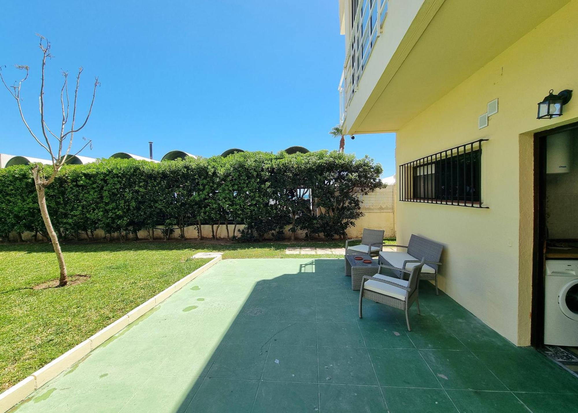 Tinoko Apartament In La Carihuela Beach Torremolinos Kültér fotó