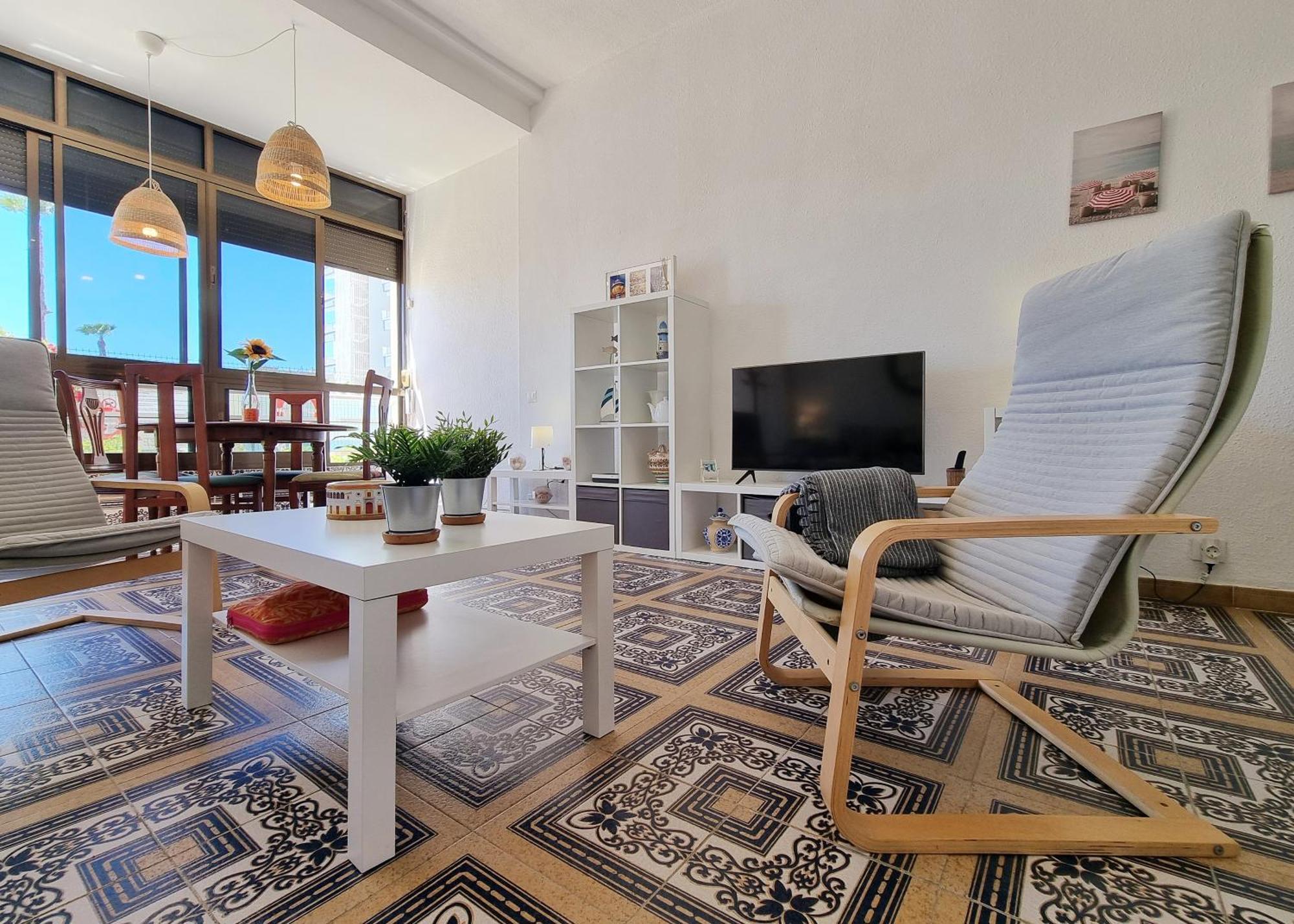Tinoko Apartament In La Carihuela Beach Torremolinos Kültér fotó